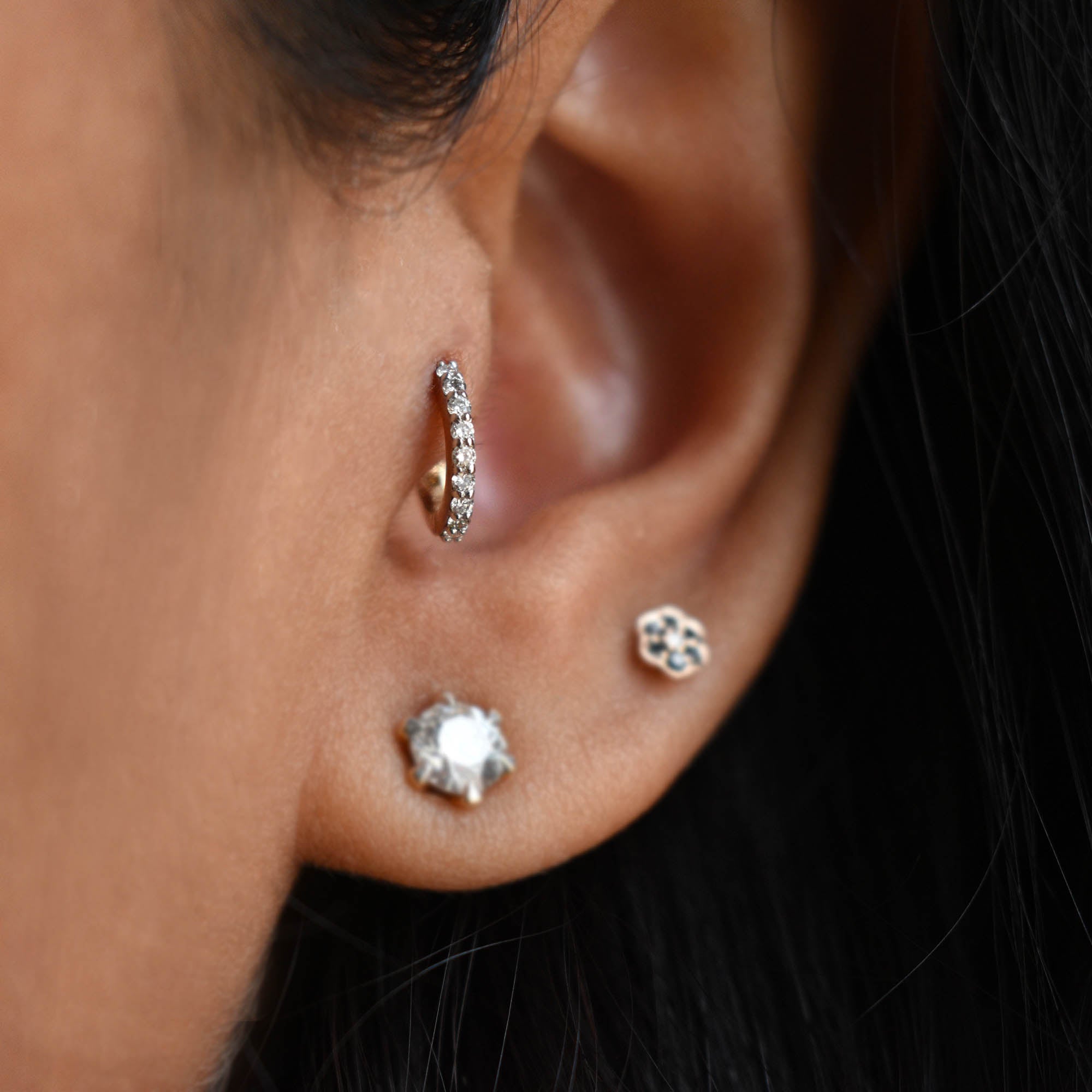 5-13mm Single Line Diamond Infinity Clicker Hoop