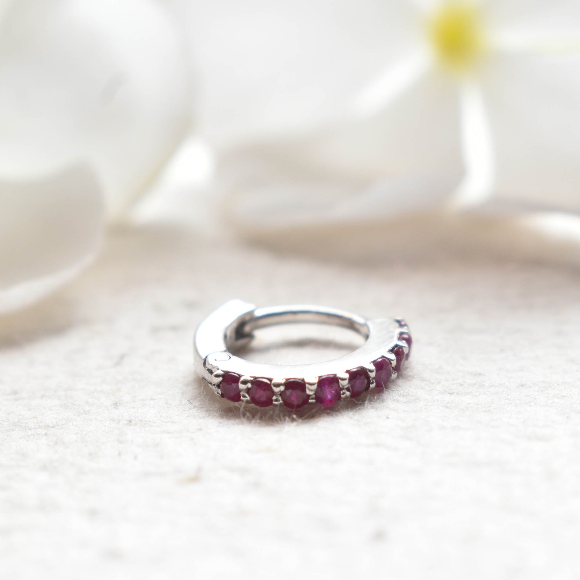 6-13mm Single Line Ruby Hinged Hoop, 20g