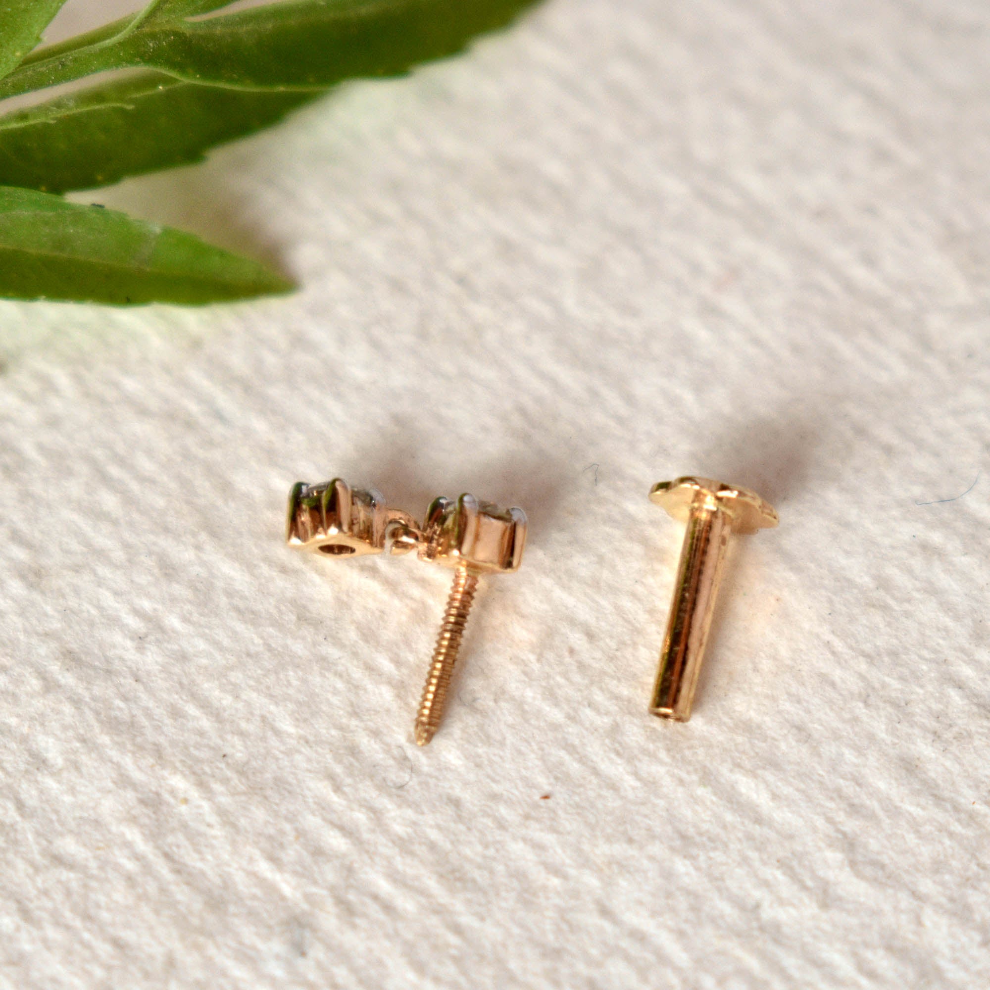 Natural Round Diamond Tiny Dangle Earring
