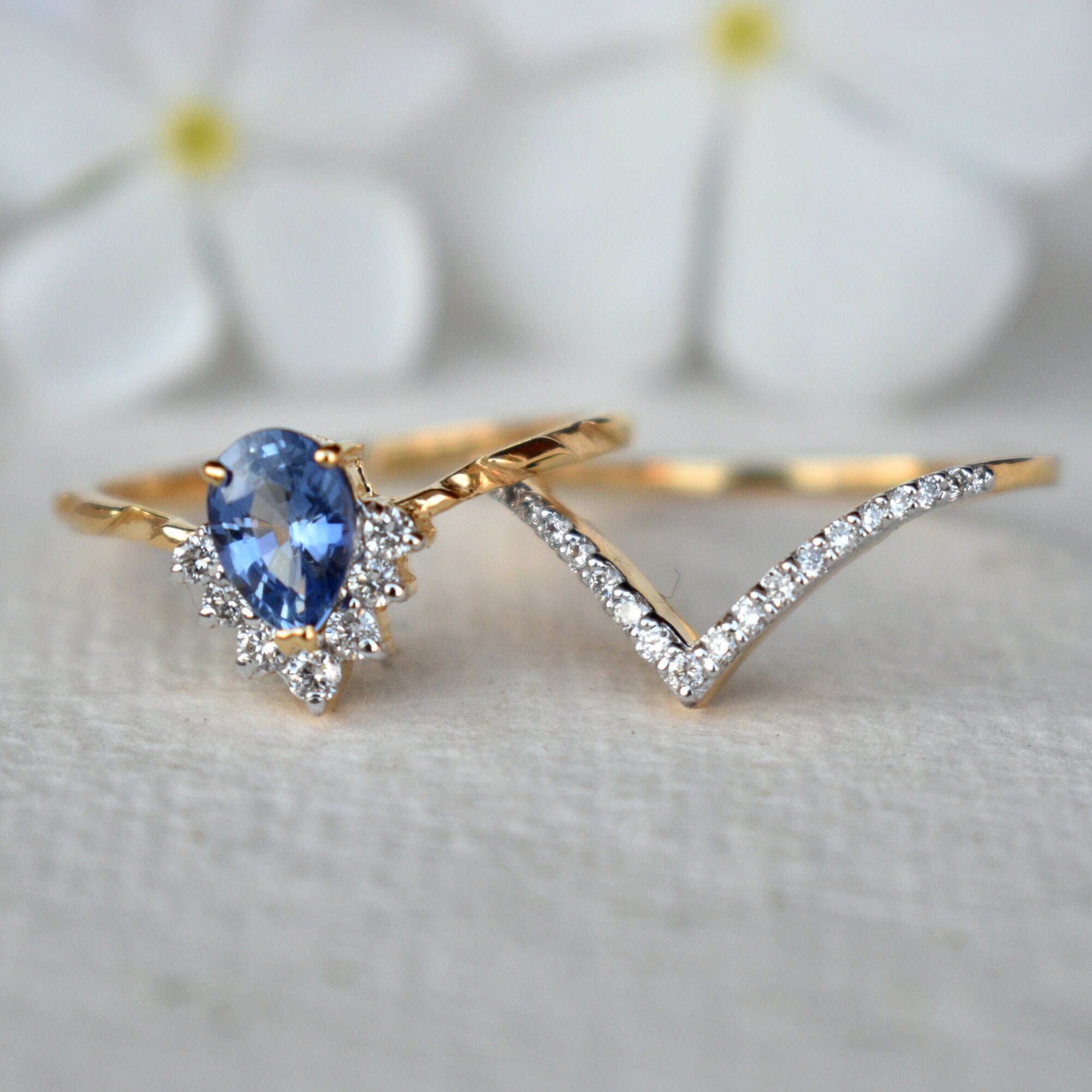 INTERLOCKING Natural Blue Sapphire & Diamond Wedding Ring Set