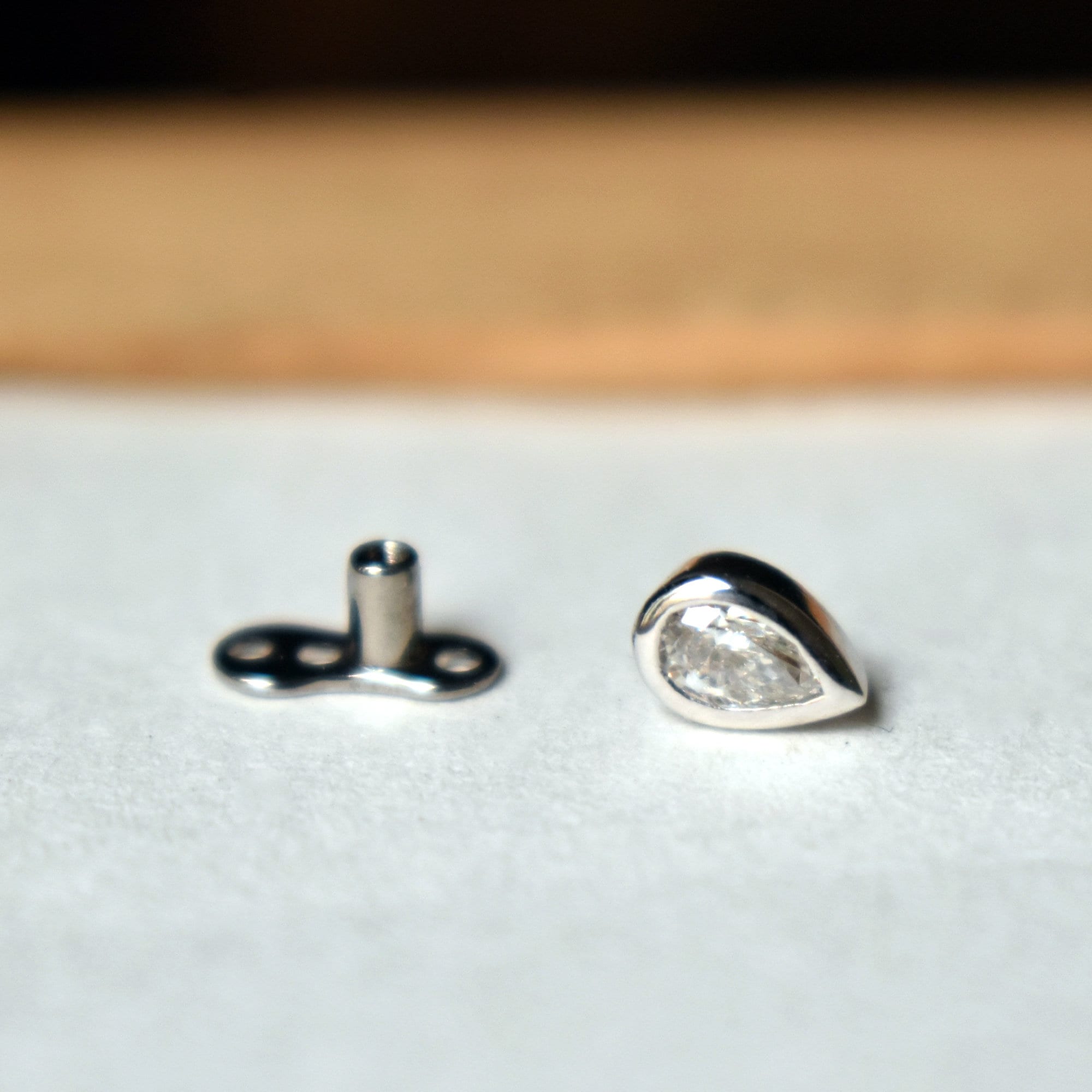 Pear Diamond Dermal Top in 14K 18K Solid Gold with Titanium Anchor