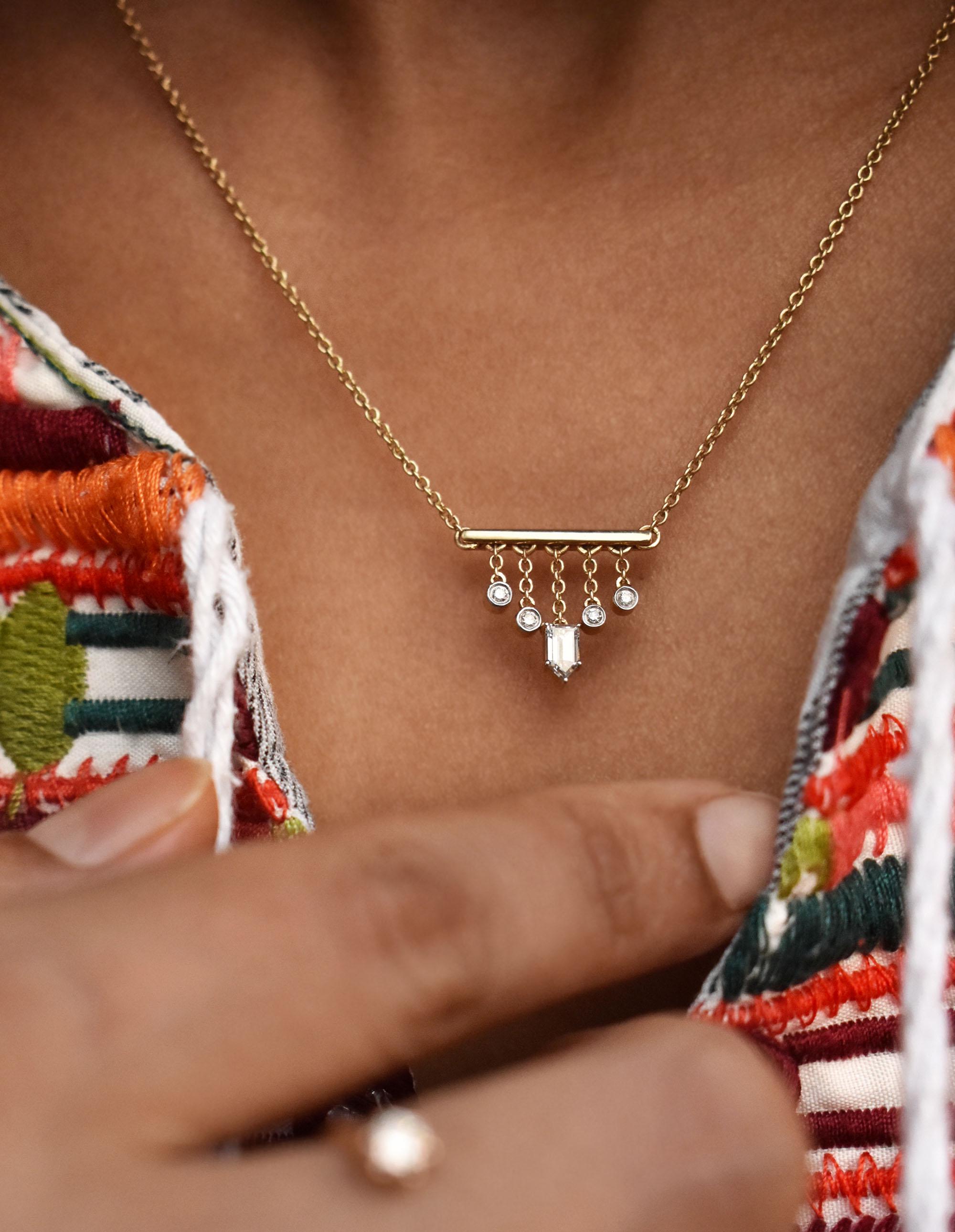 Bar Pendant Necklace with Dangling Diamonds