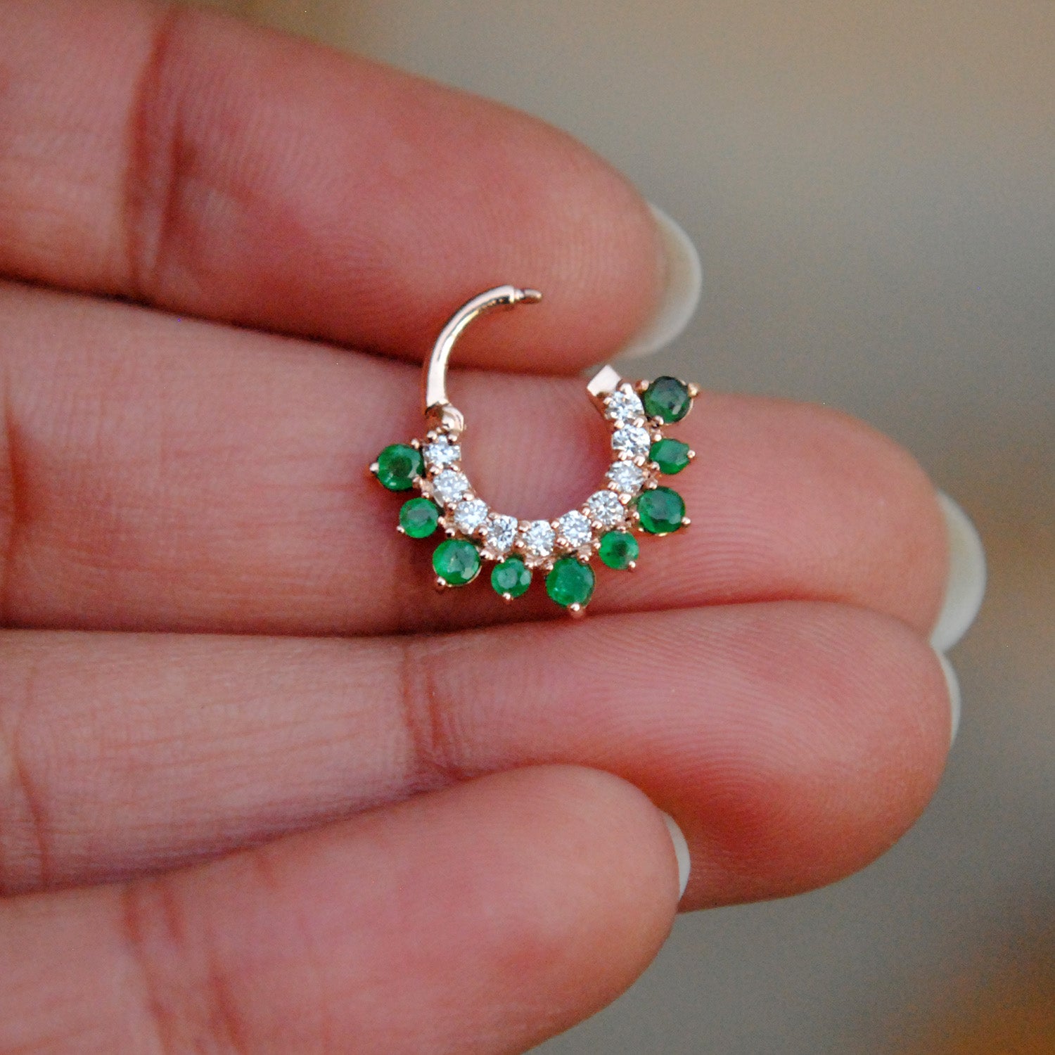 6-13mm Green Emerald & Diamond Clicker Ring