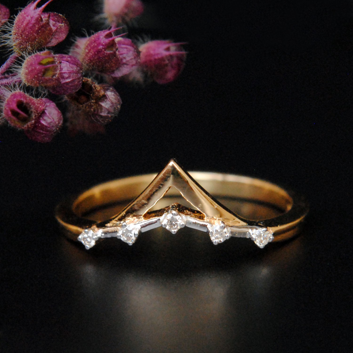 Two Tone Double Chevron Band