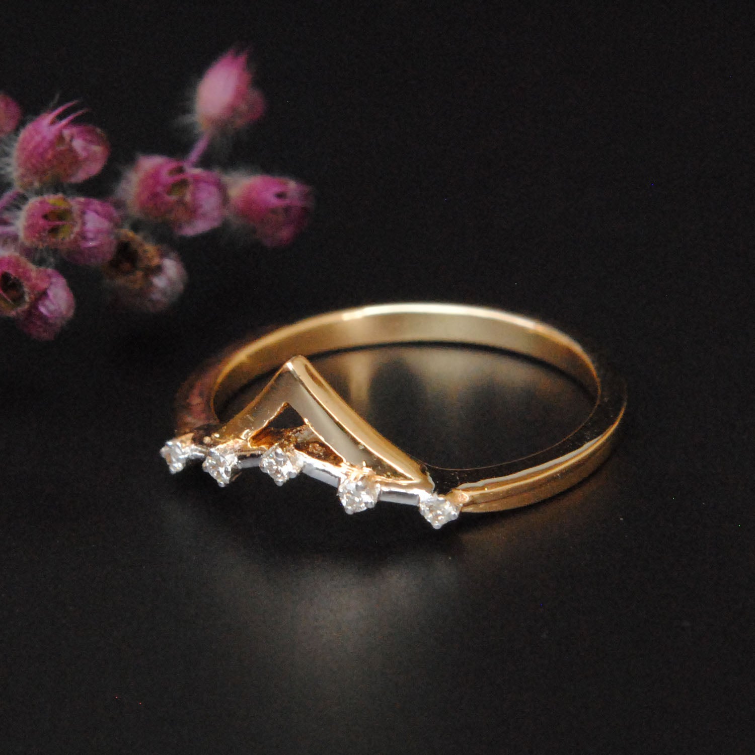 Two Tone Double Chevron Band