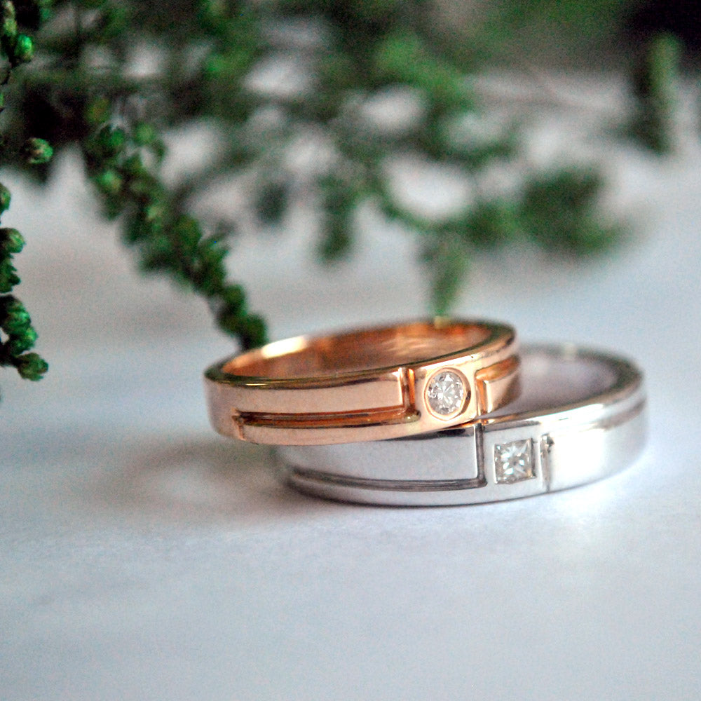 Gold Couple His & Her Wedding Band Ring Set | Bride Groom Wedding Bands