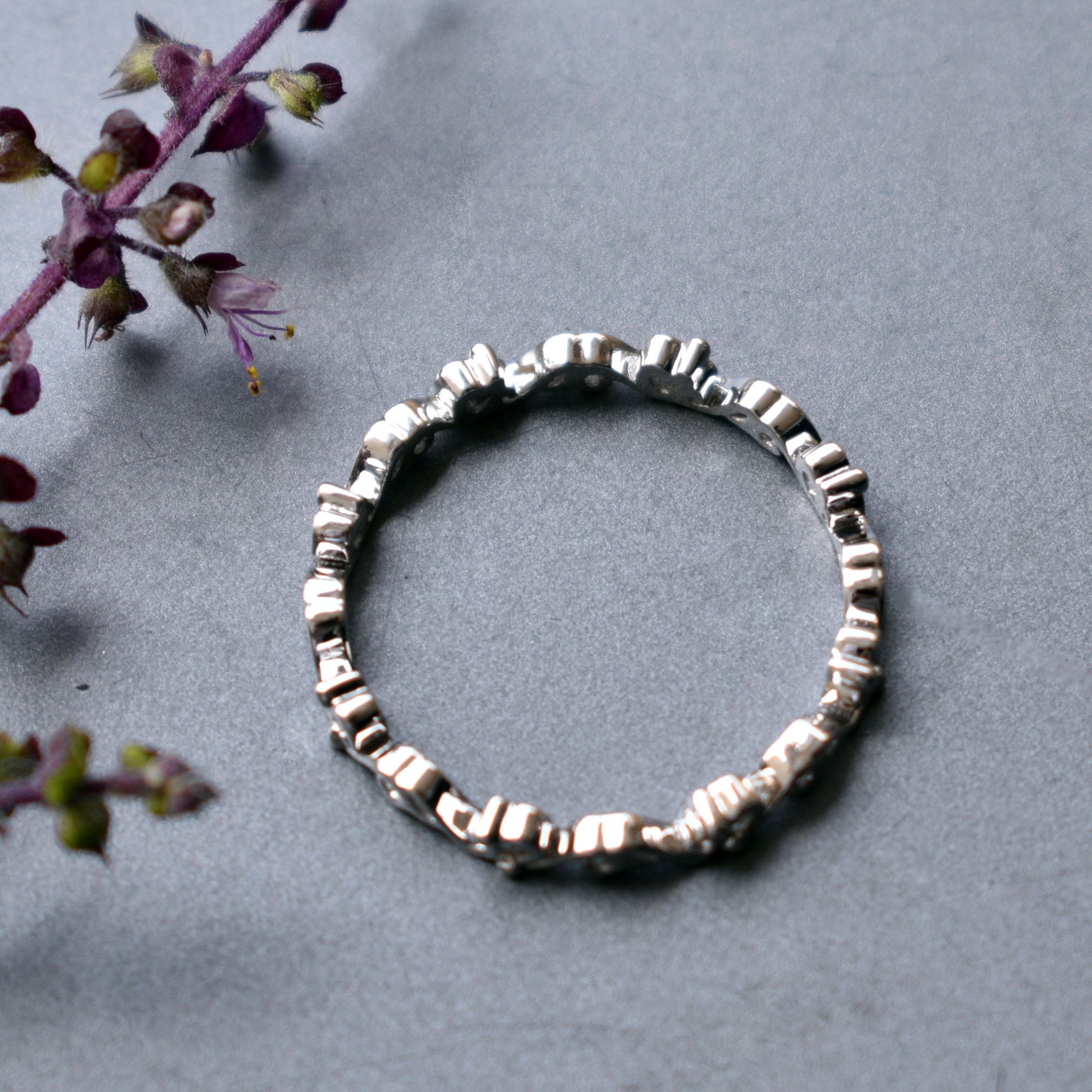 Solid Gold Ivy Vine Floral Dainty Wedding Ring