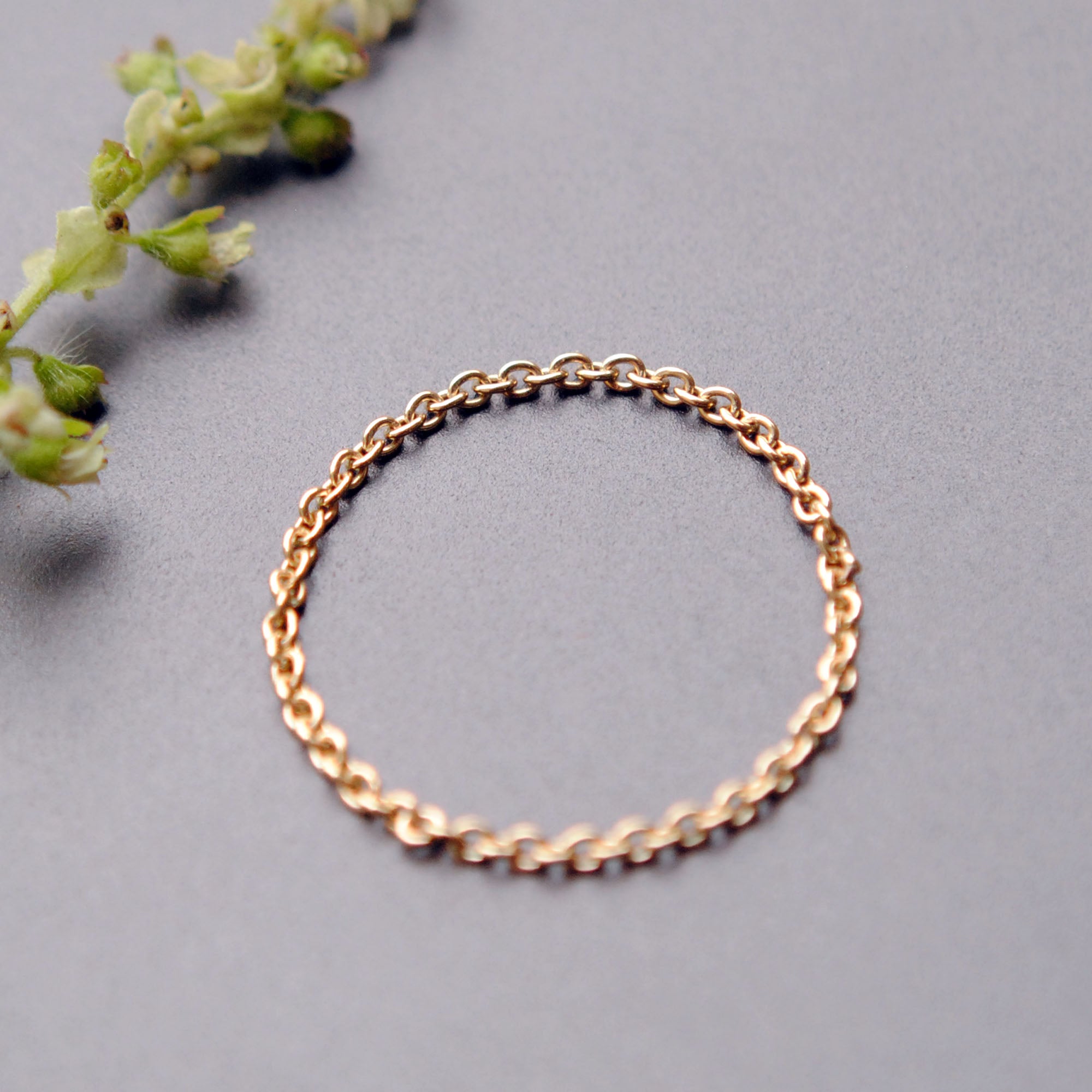 1mm Fine Gold Simple Skinny Gold Chain Stacking Ring in 14 K Solid Gold