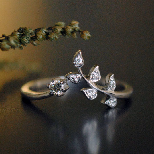 Two piece Leaf and Chevron Ring Set