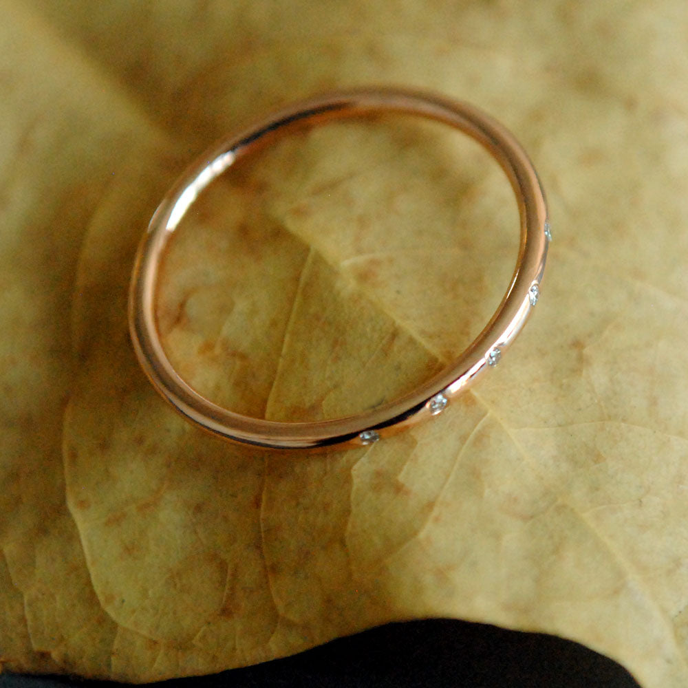 1mm Flush Set 5 Diamond Band