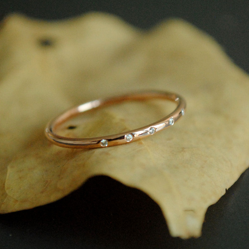 1mm Flush Set 5 Diamond Band