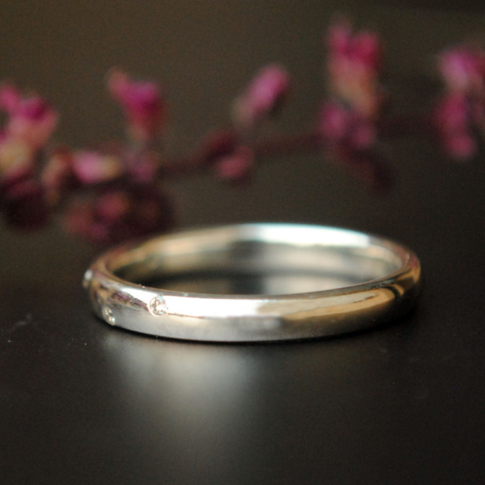 Silver Five Diamond Etoile Ring 2.7 mm with Flush Set Scattered Diamond
