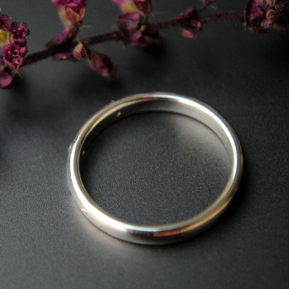 Silver Five Diamond Etoile Ring 2.7 mm with Flush Set Scattered Diamond