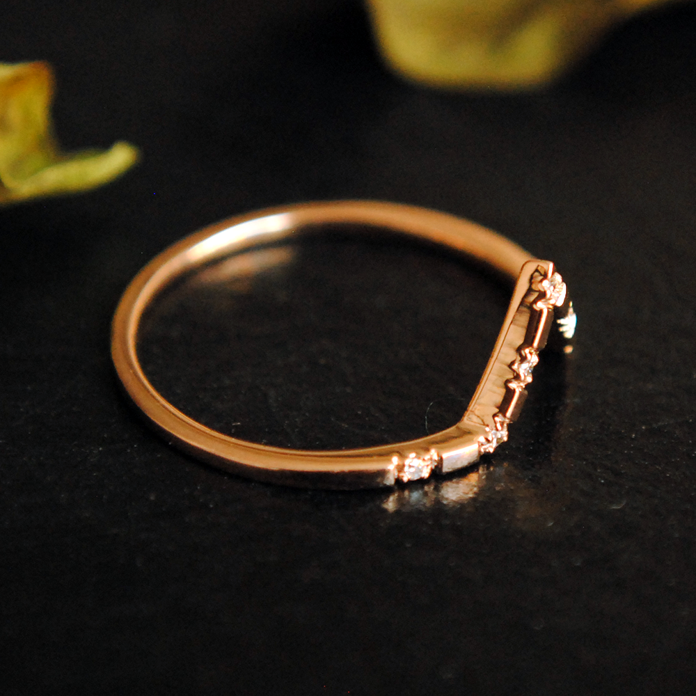 Stackable V Ring with Pave Setting