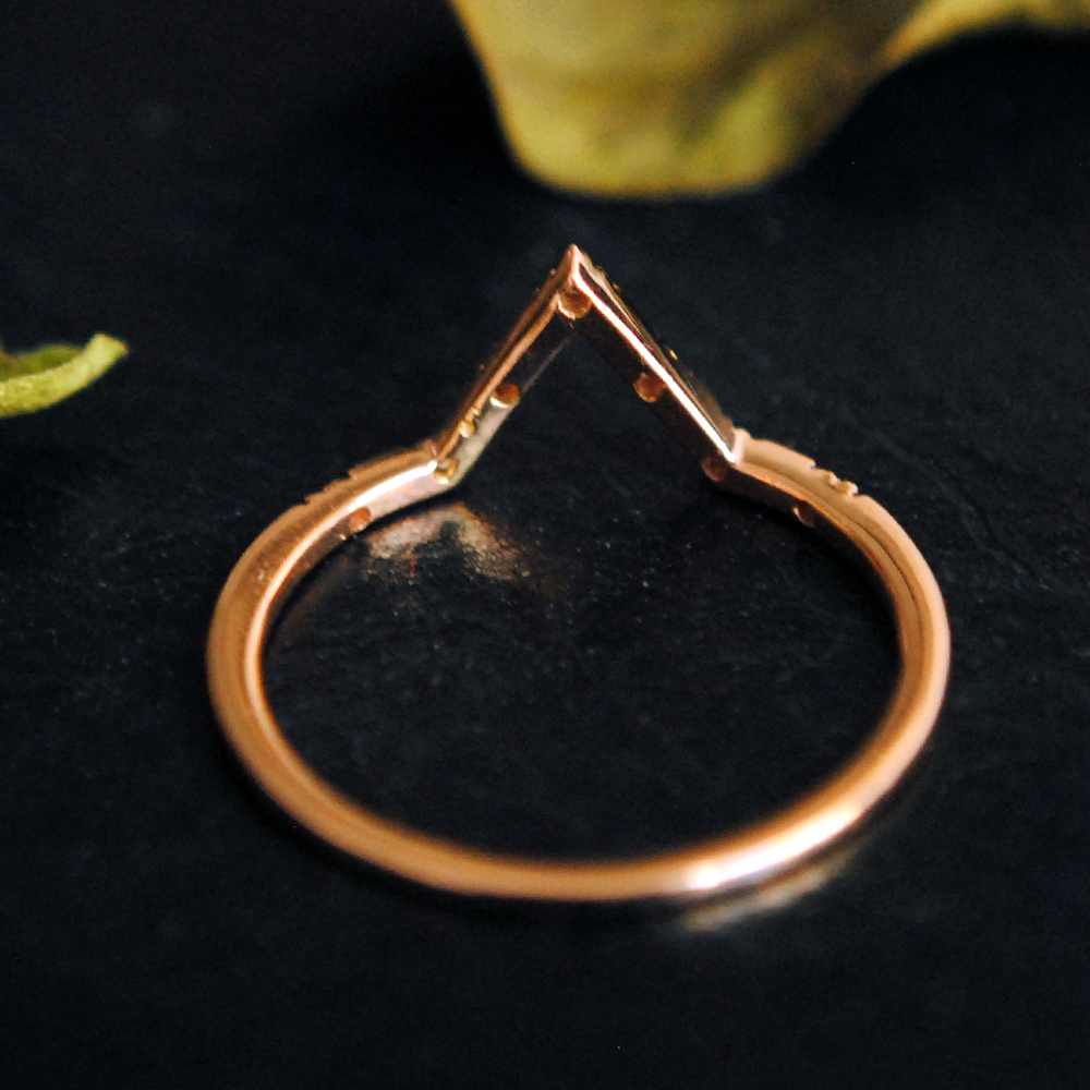 Stackable V Ring with Pave Setting