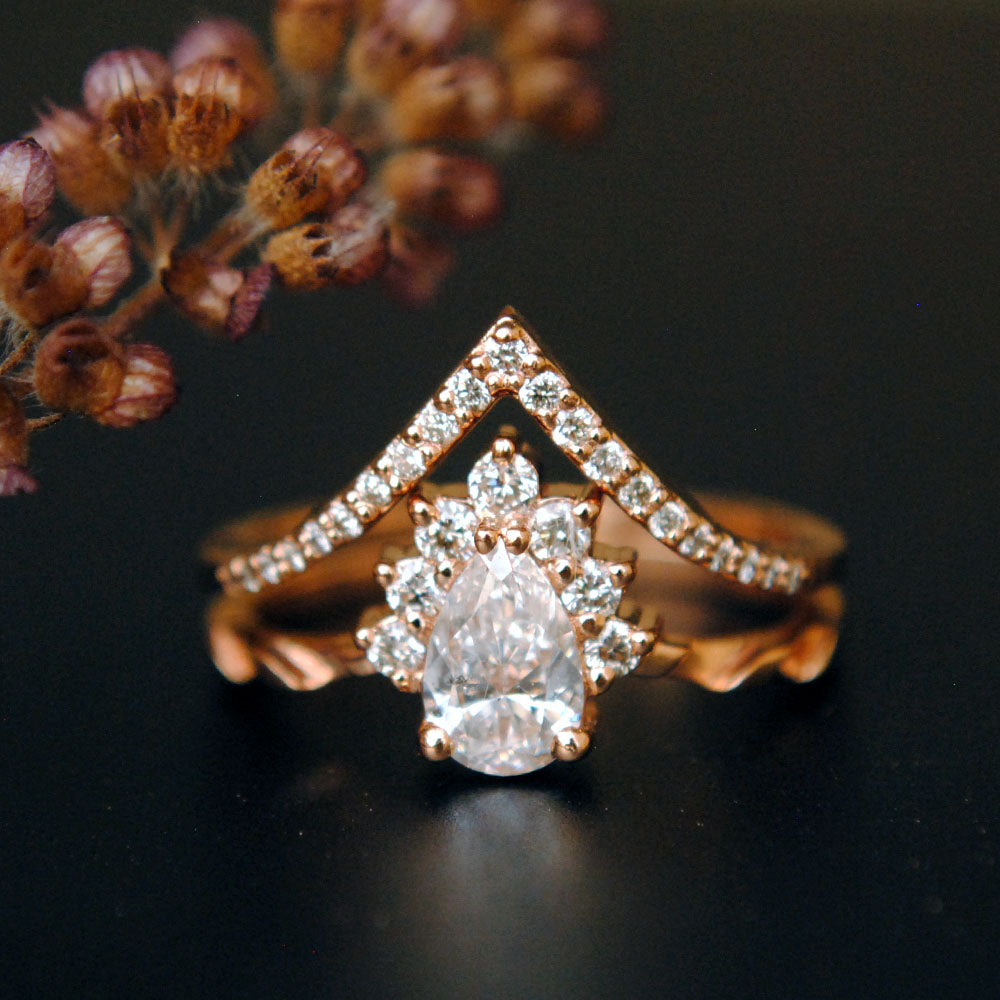 1/2 Carat Pear Diamond Crossover Wedding Ring Set in 14K/18K Gold