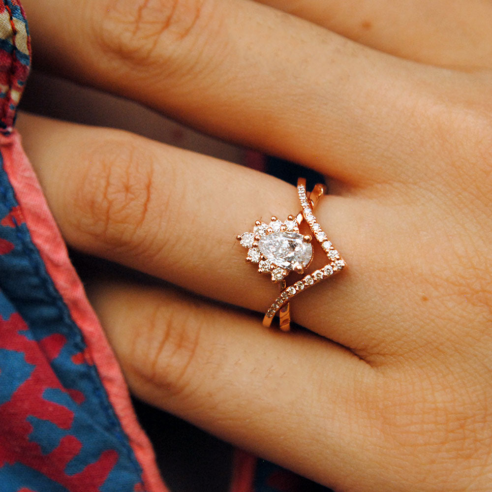 1/2 Carat Pear Diamond Crossover Wedding Ring Set in 14K/18K Gold