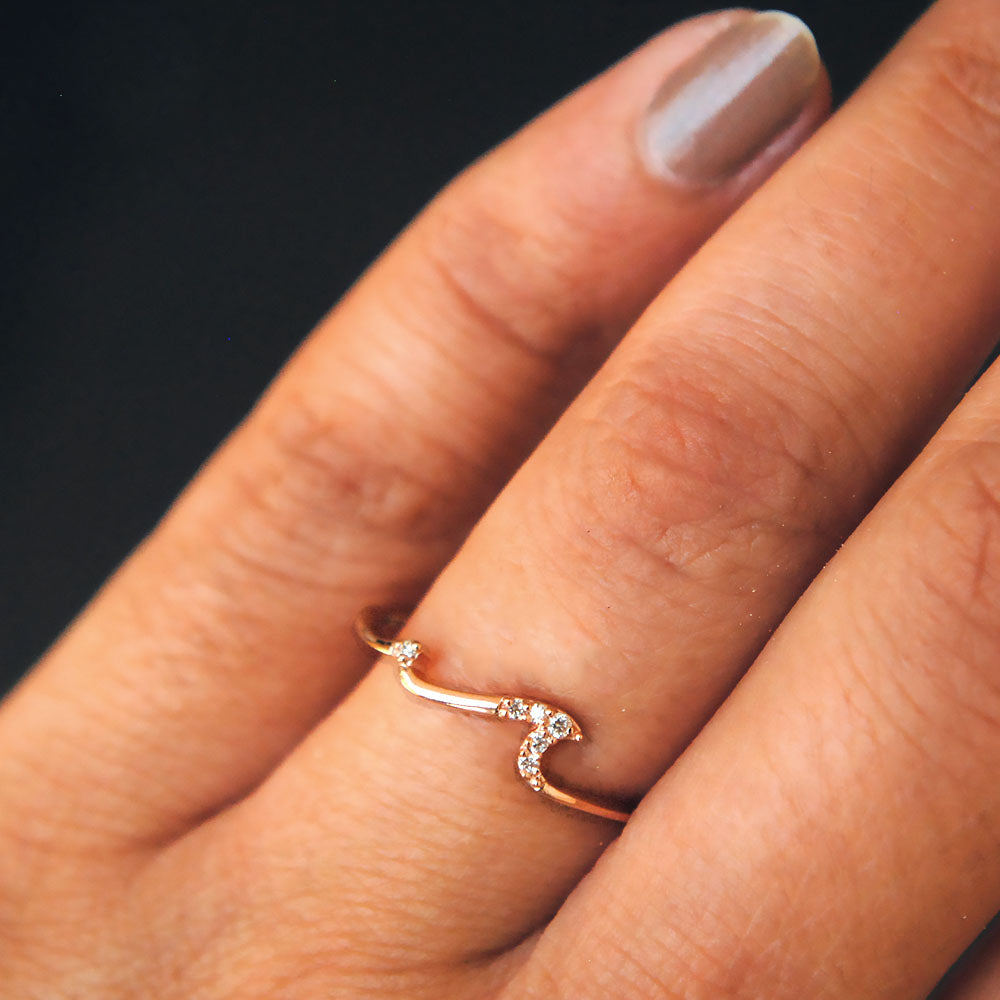 Dainty Diamond Wave Stack Ring