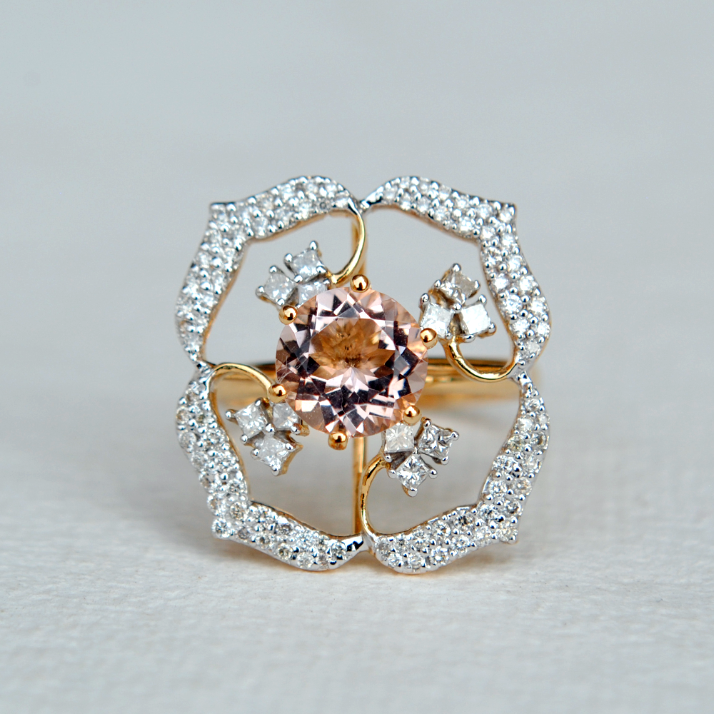 Pink Morganite with Flower Diamond Halo