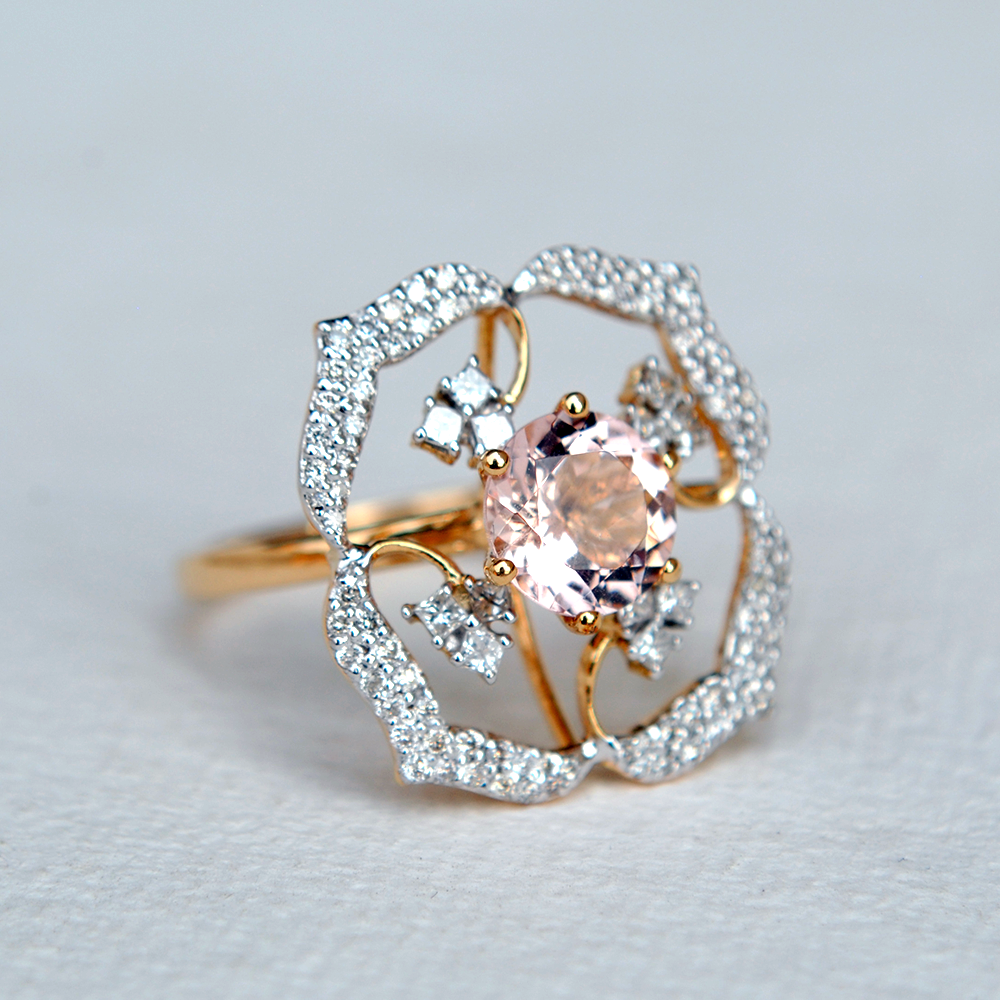 Pink Morganite with Flower Diamond Halo