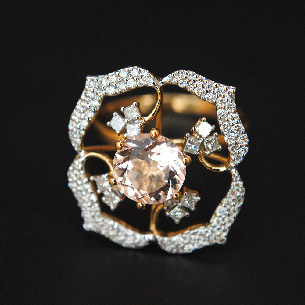 Pink Morganite with Flower Diamond Halo