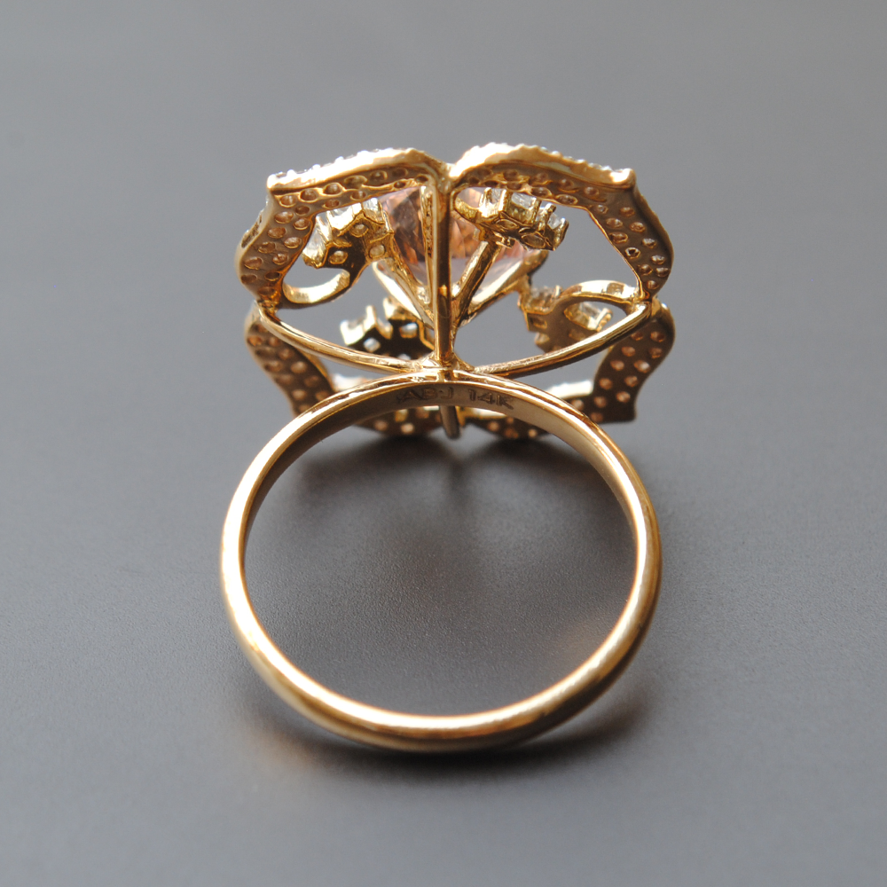 Pink Morganite with Flower Diamond Halo