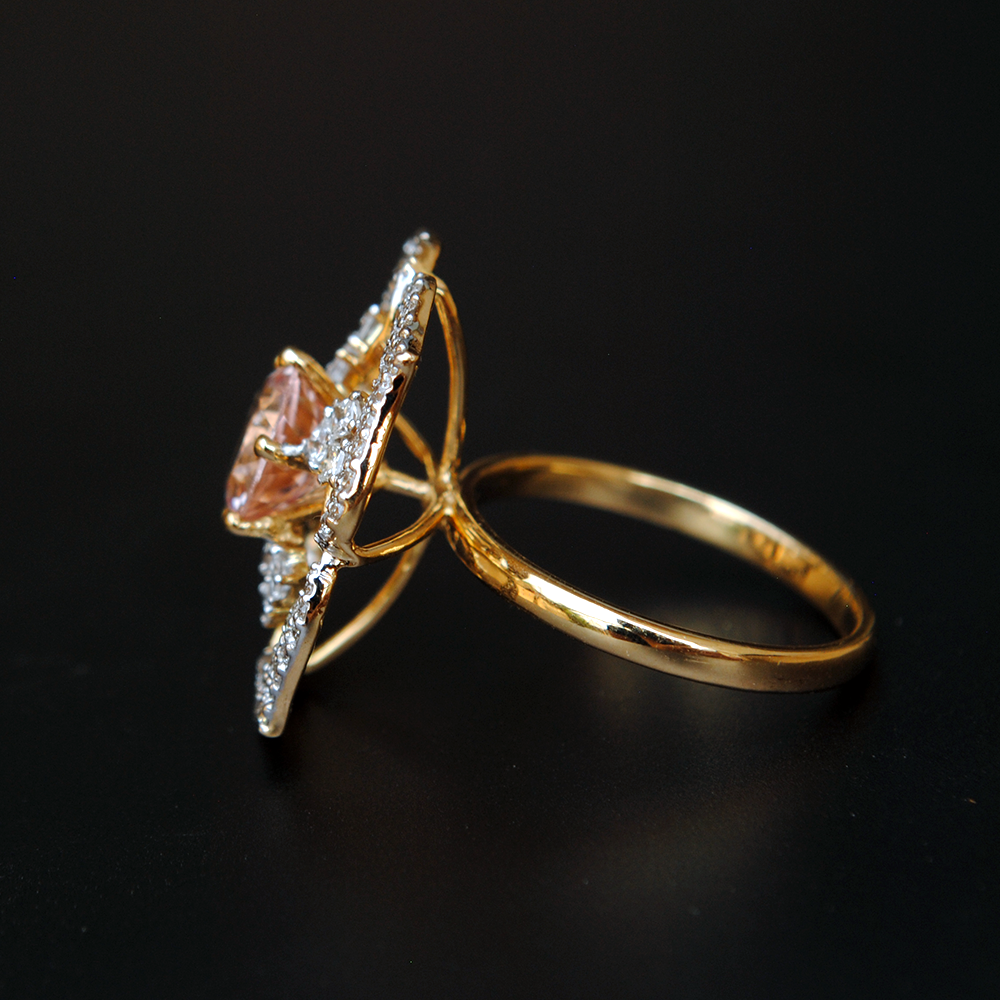 Pink Morganite with Flower Diamond Halo