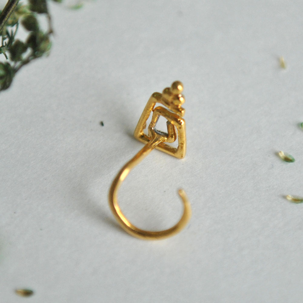 Spiral Trapezium Piercing Stud