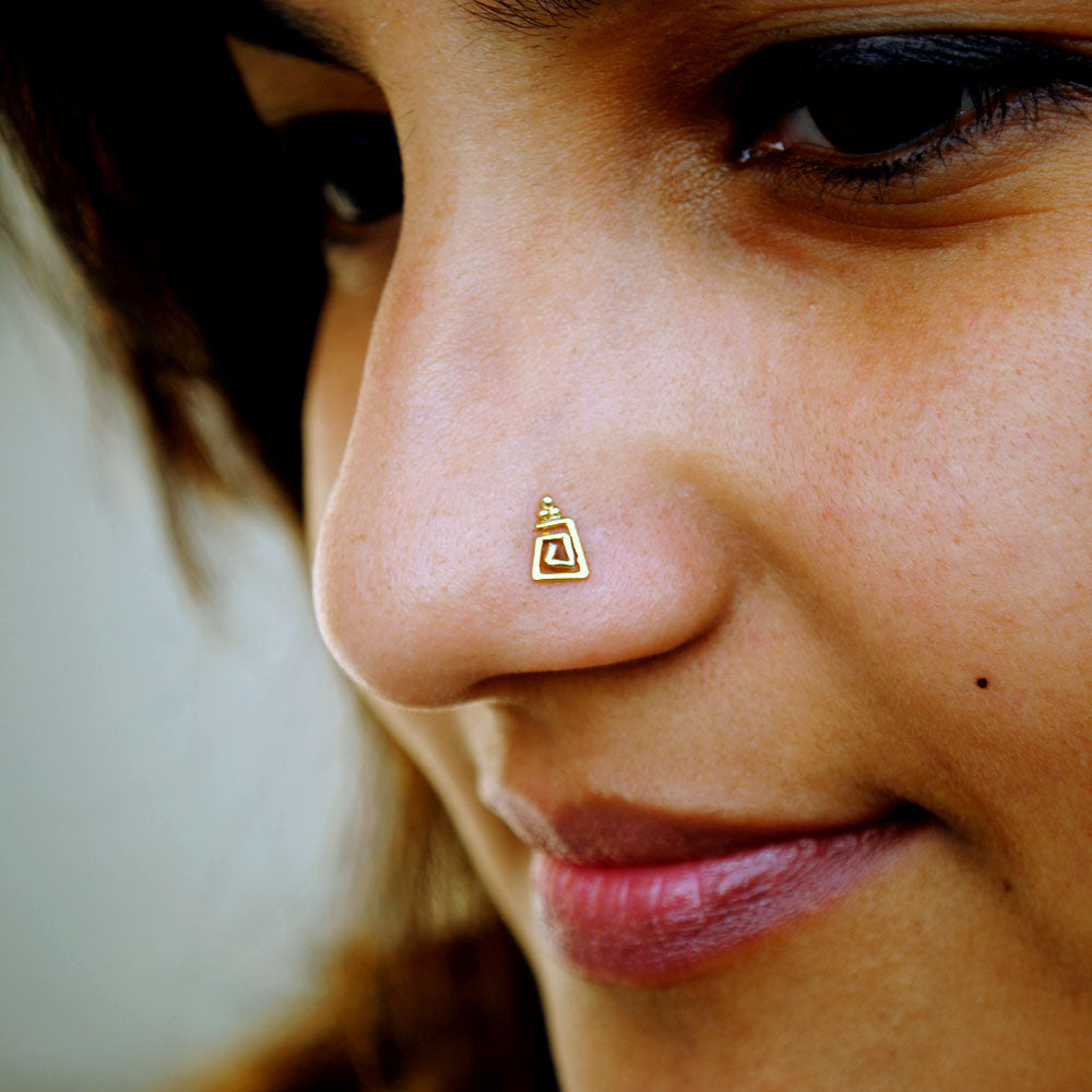 Spiral Trapezium Piercing Stud