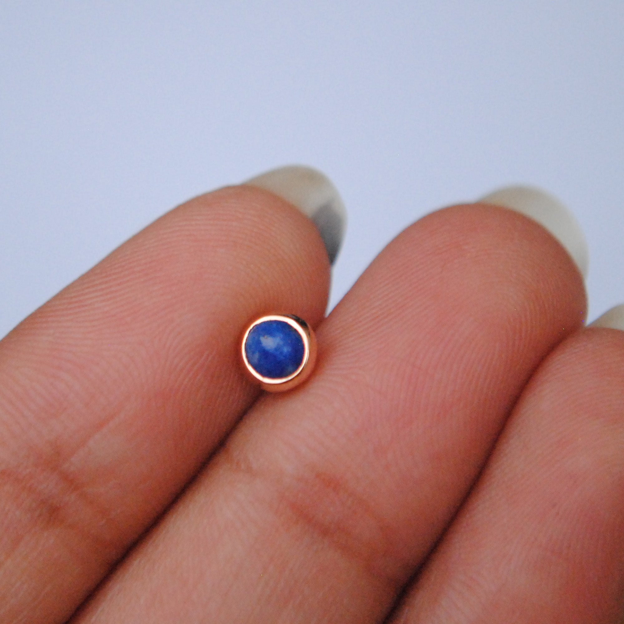 3mm 4mm Lapis Lazuli Bezel Stud