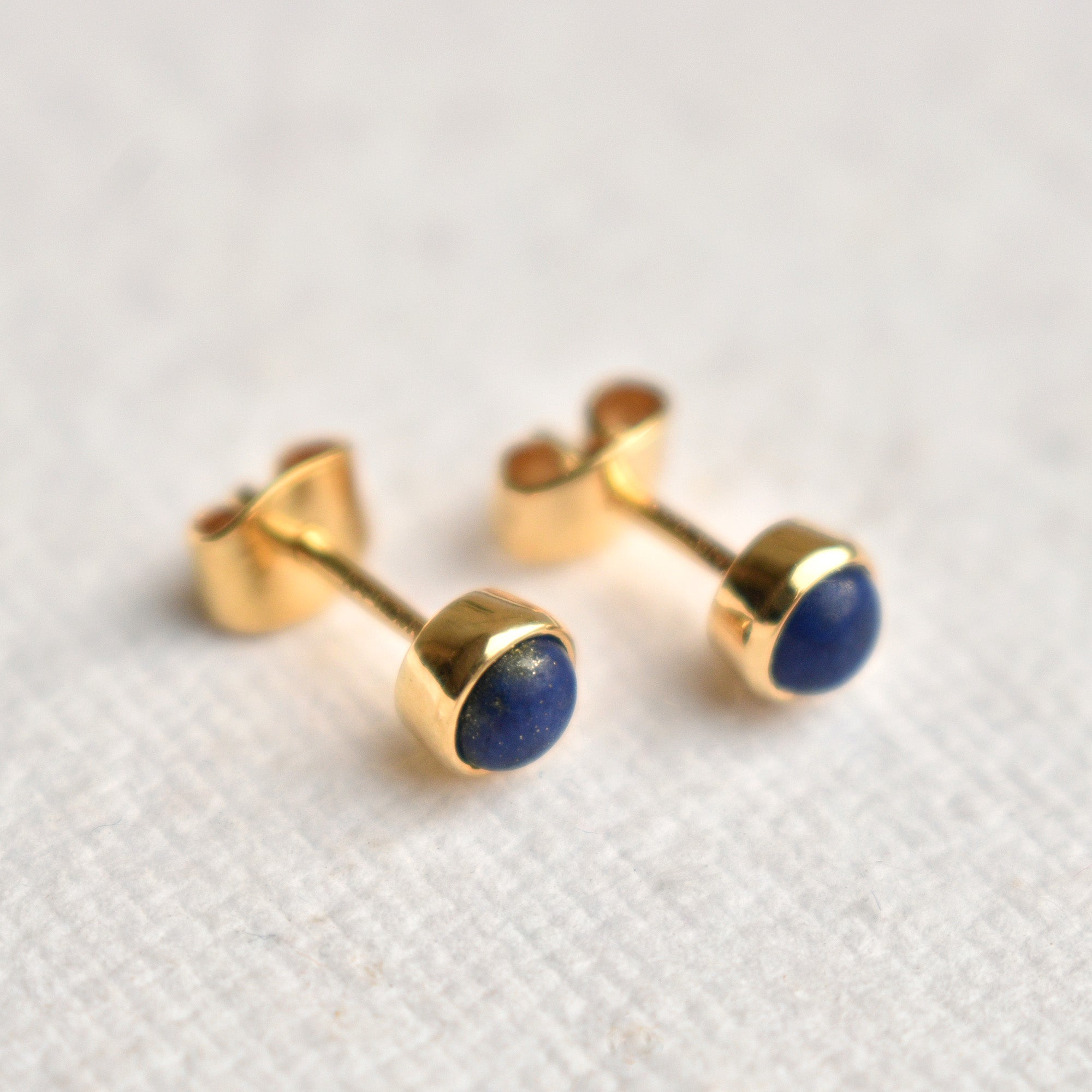 3mm 4mm Lapis Lazuli Bezel Stud