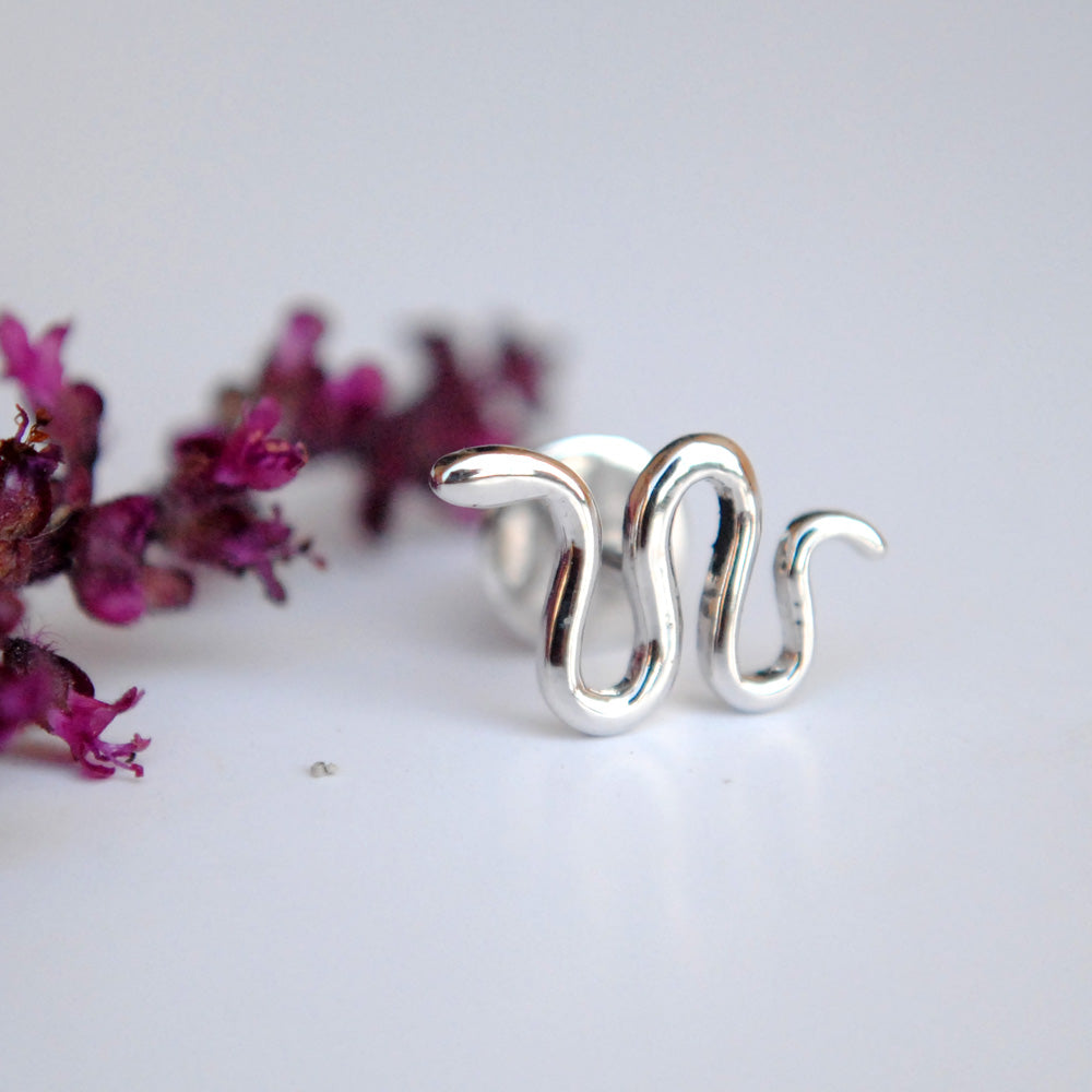 Pushback Snake Earring