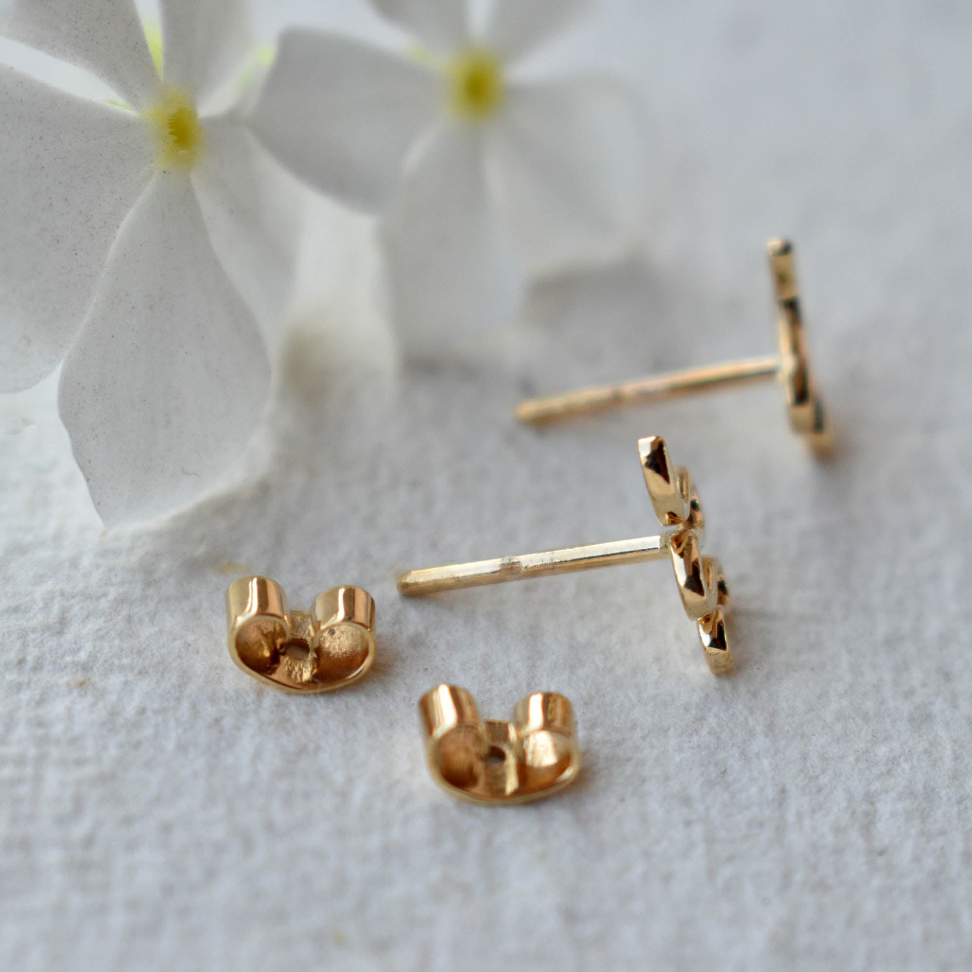 Pushback Snake Earring