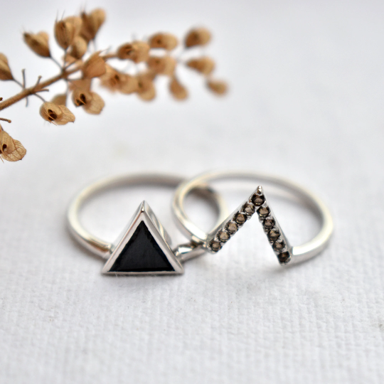 Triangle Black Spinel and Smoky Quartz Wedding Ring Set