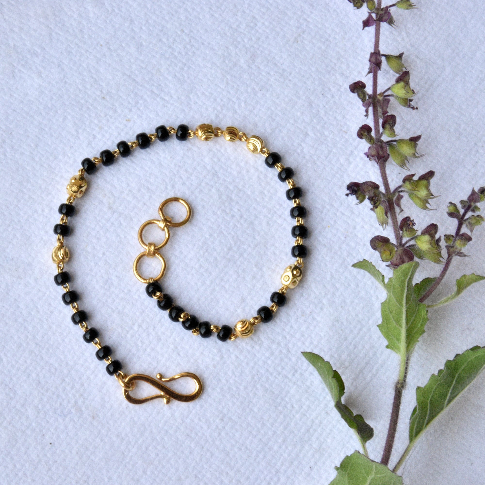 18K Solid Yellow Gold SINGLE Strand Black Bead Bracelet, Mangalsutra Chain