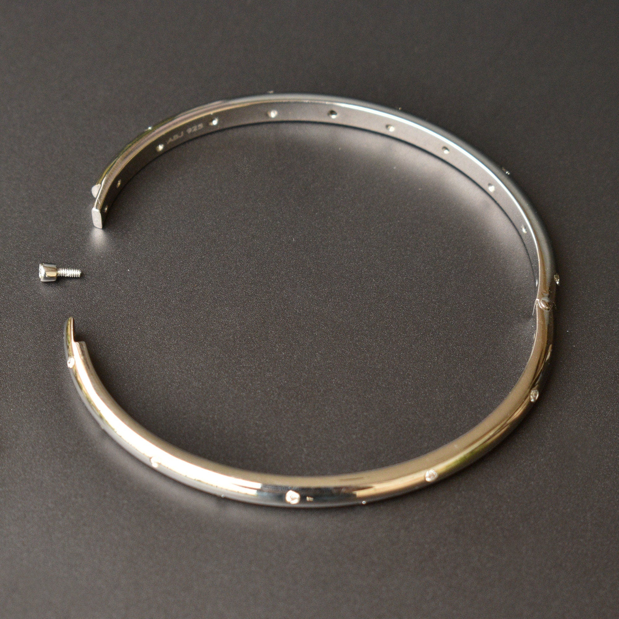 4mm Wide Etoile Diamond Oval Hinged Bangle in Solid 925 Sterling Silver