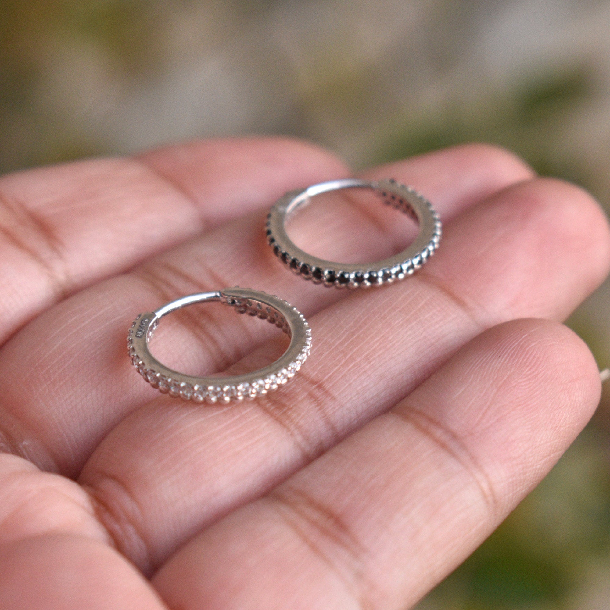 6mm-13mm Natural BLACK Diamond Clicker with Milgrain