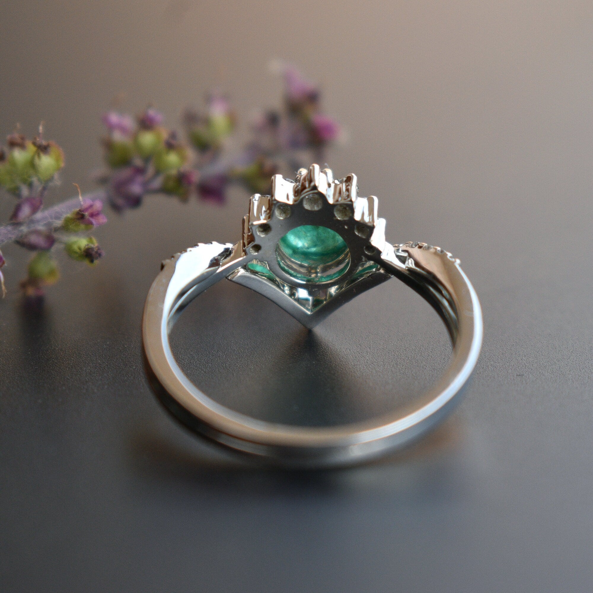 Cabochon Green Emerald CROSSOVER Ring Set