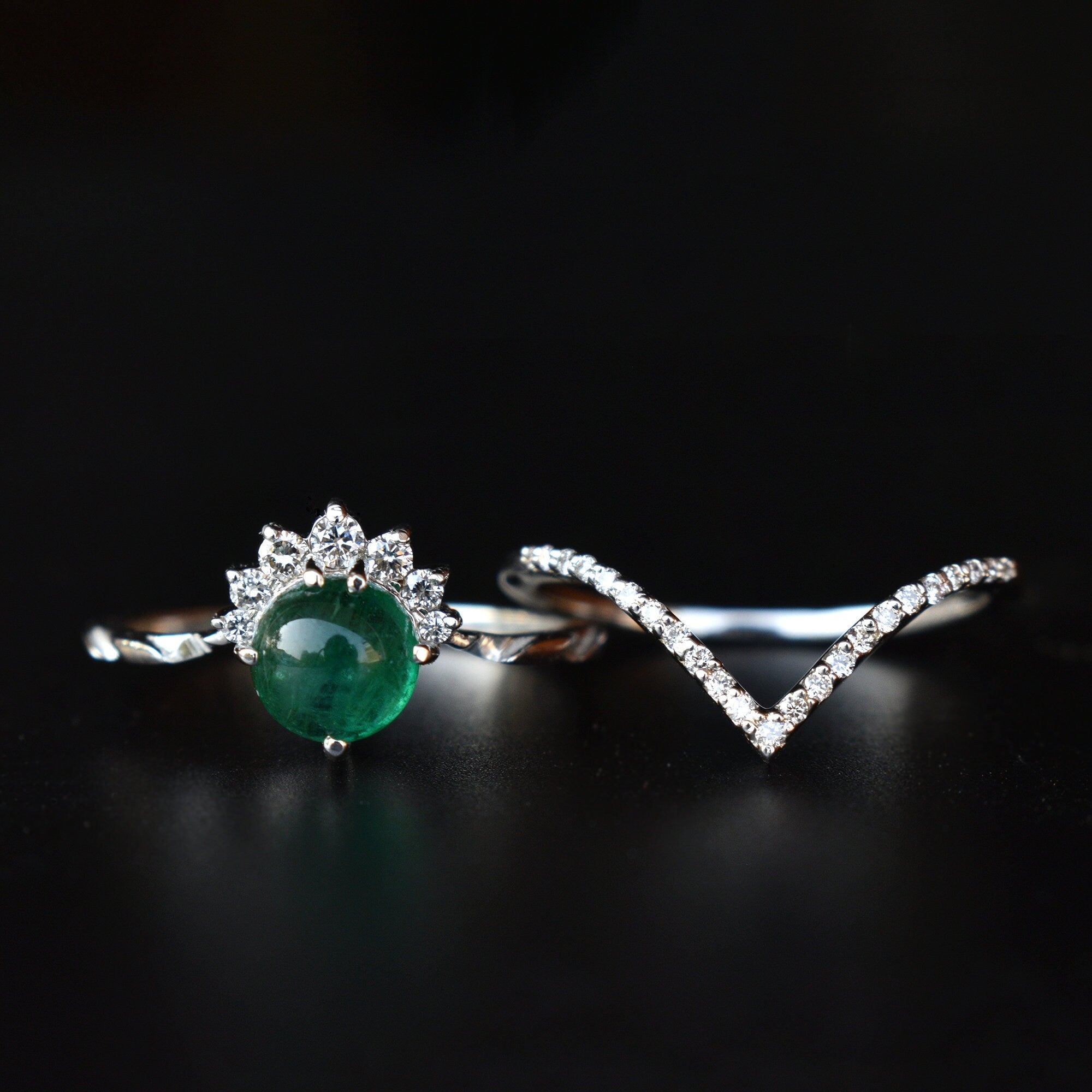 Cabochon Green Emerald CROSSOVER Ring Set