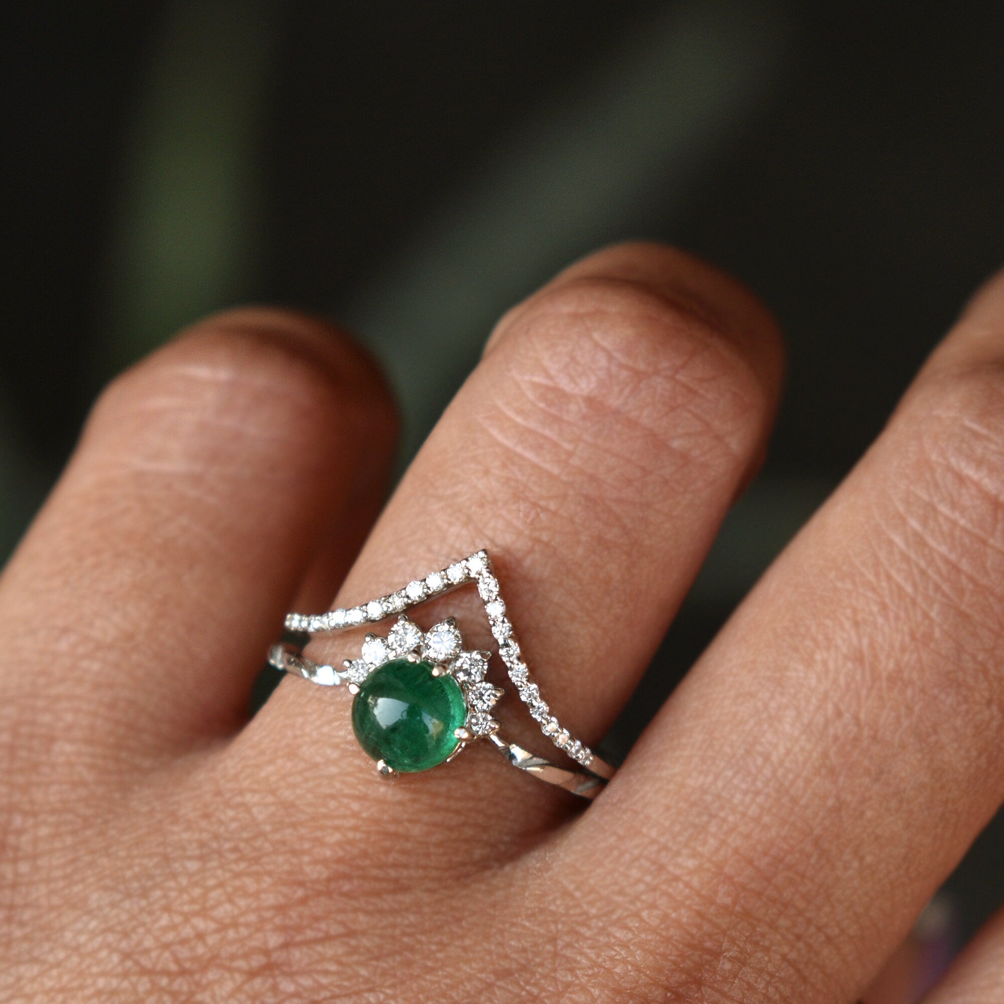 Cabochon Green Emerald CROSSOVER Ring Set