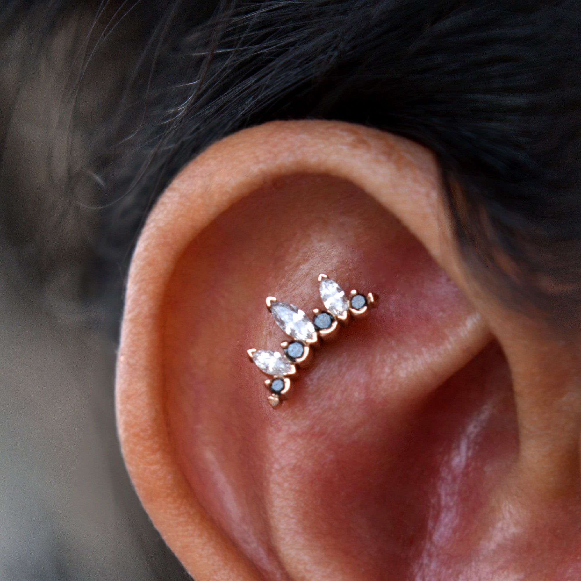 Black & White Curved Diamond Crown Stud