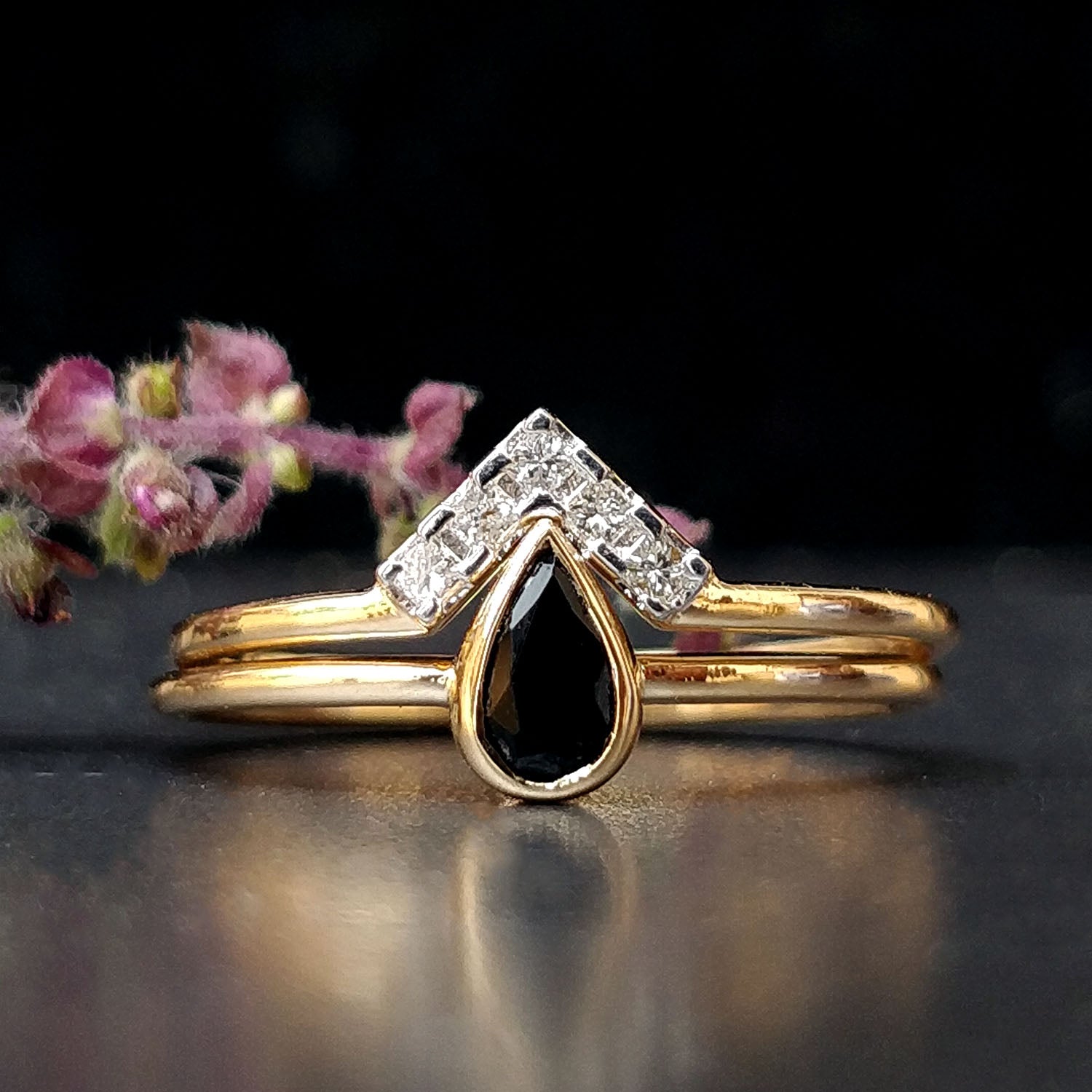 Black Spinel Pear Engagement Ring with Natural Diamond V Wedding Band