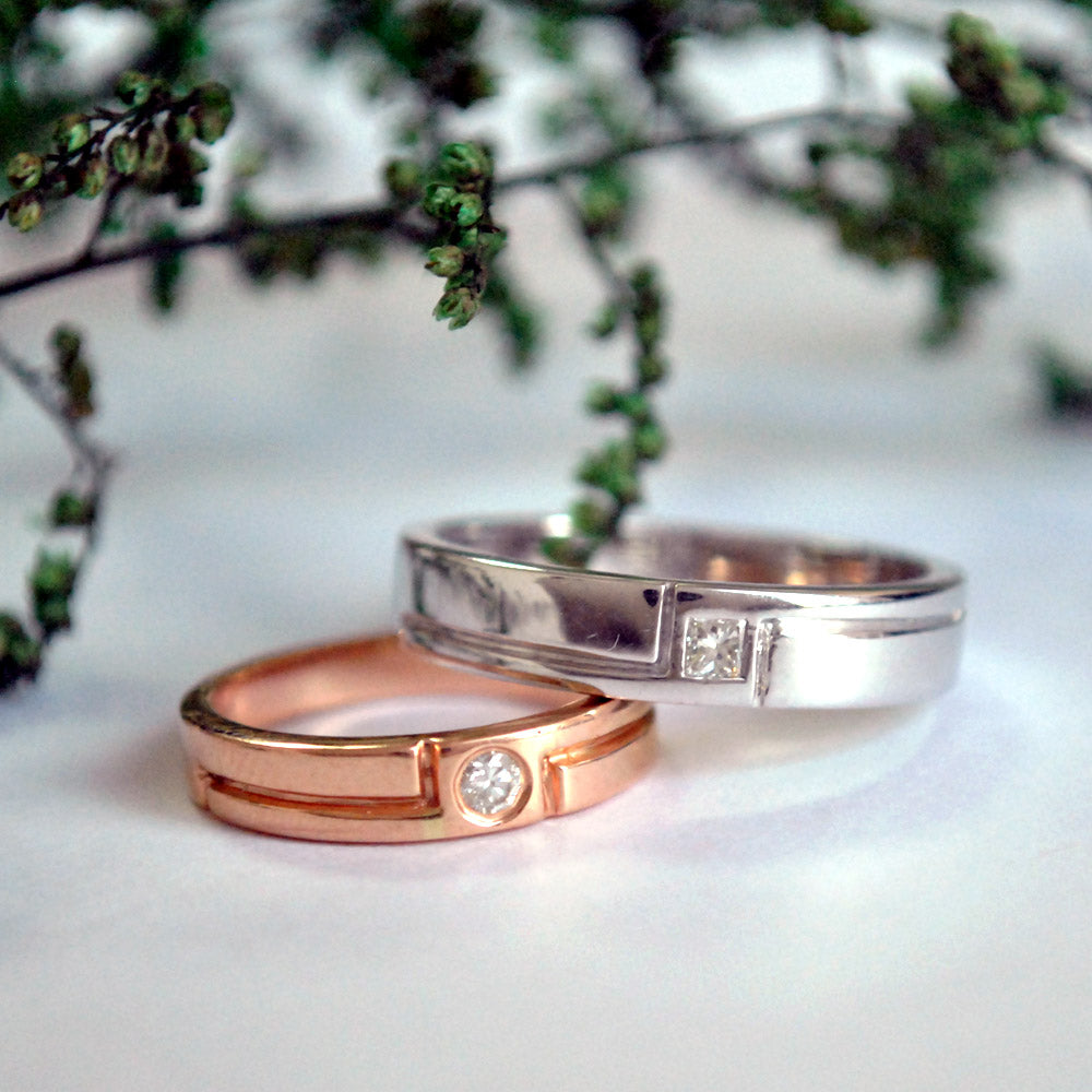 Gold Couple His & Her Wedding Band Ring Set | Bride Groom Wedding Bands