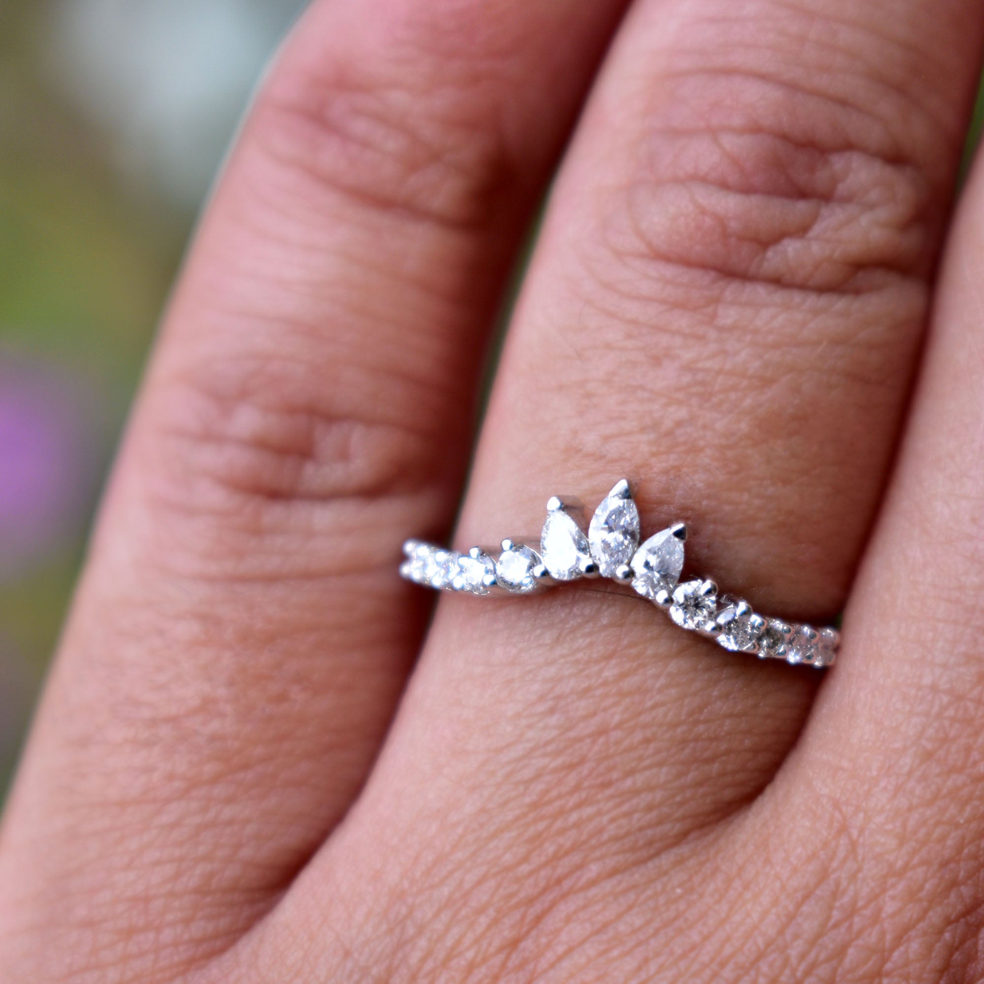 Round Engagement Rings | Diamond Nexus