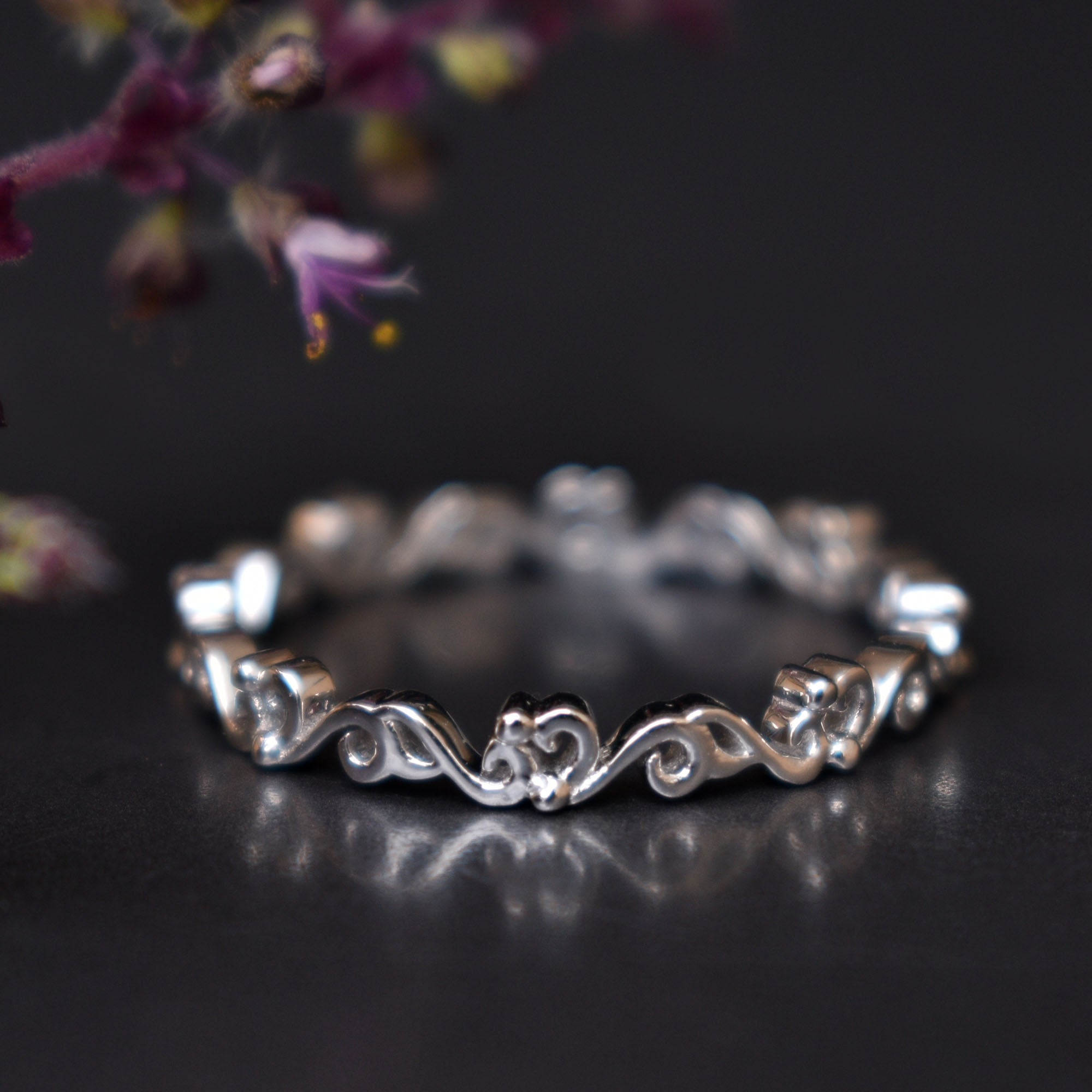 Solid Gold Ivy Vine Floral Dainty Wedding Ring