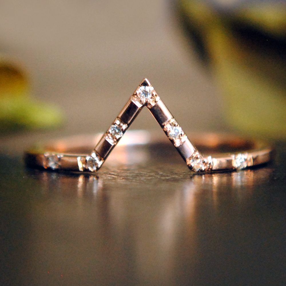 Stackable V Ring with Pave Setting