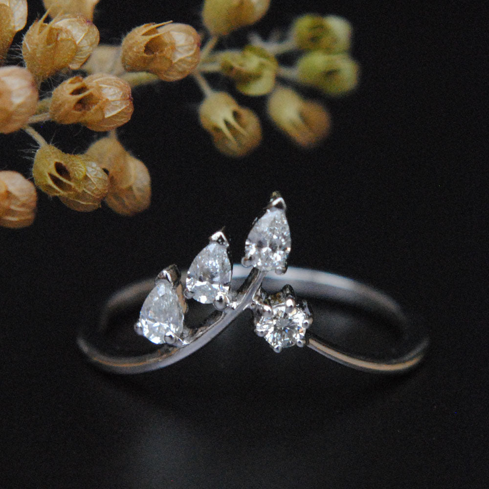 Solid Gold & Natural Pear Cut Diamond Leaf Ring
