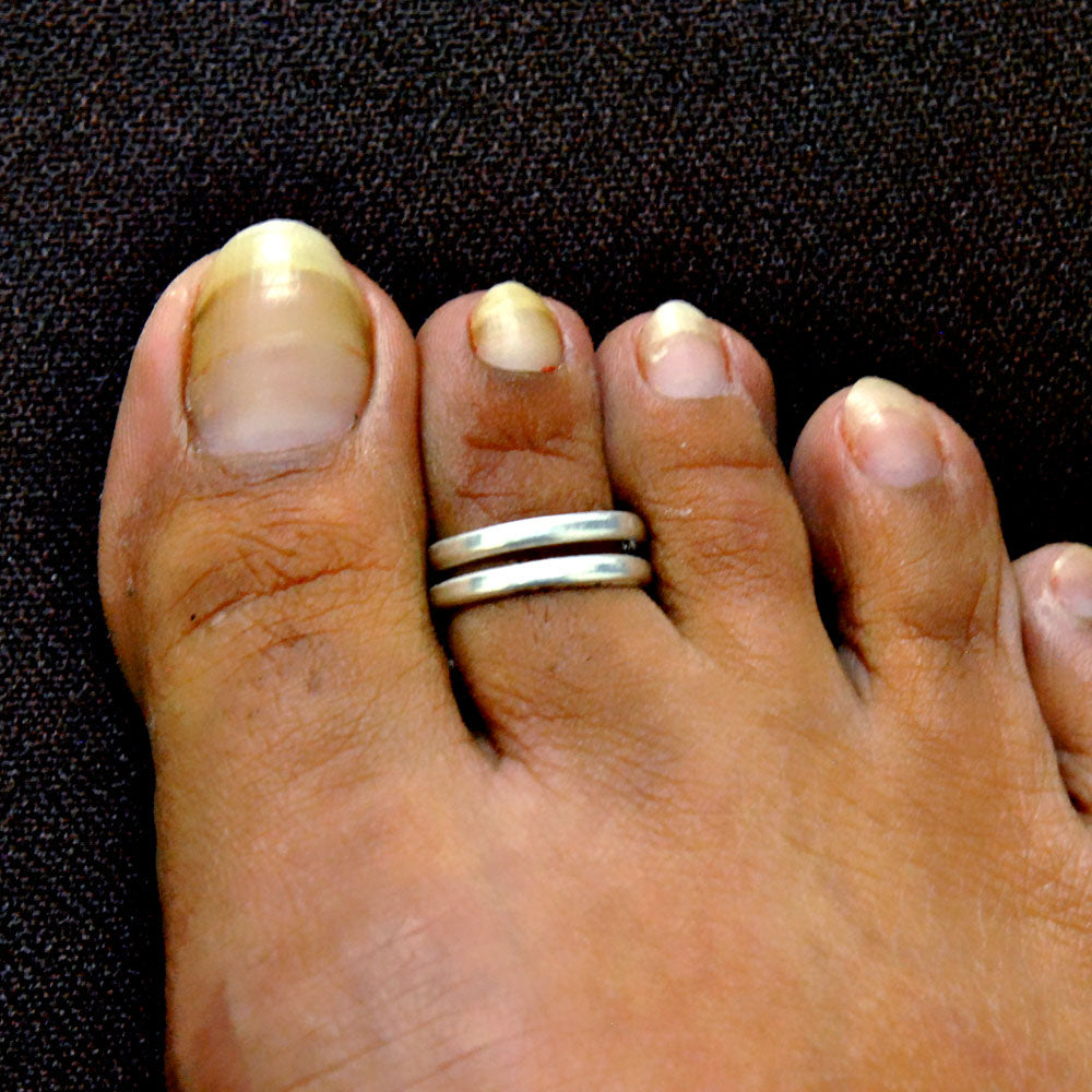 Clasic 14k gold filled 3mm plain band toe ring for women