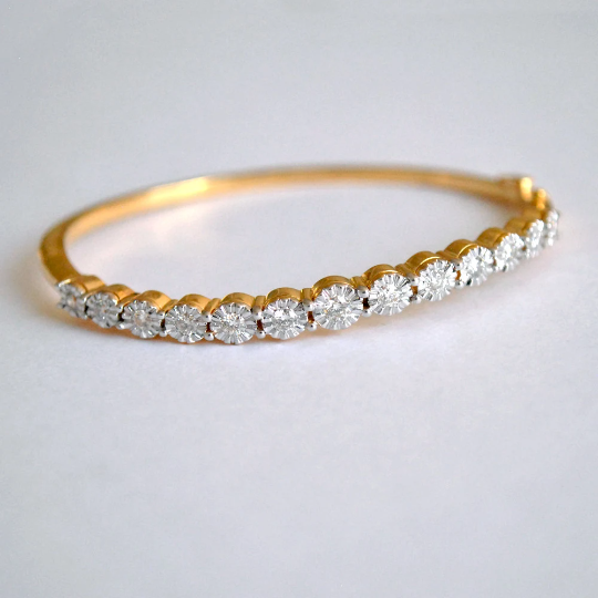 Illusion Set Diamond Oval Bangle