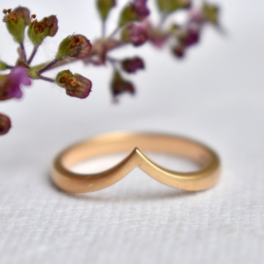 Simple Solid Gold Matte Gold Chevron V Stack Wedding Ring, Satin Finish Plain Gold Stack Ring